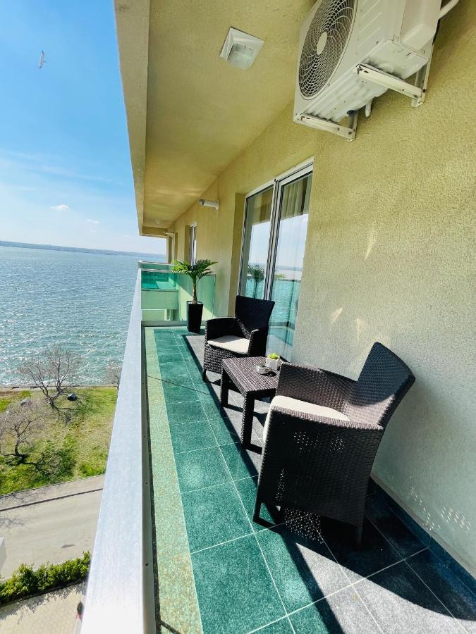 Mamaia Moonlight Apartment Esterno foto